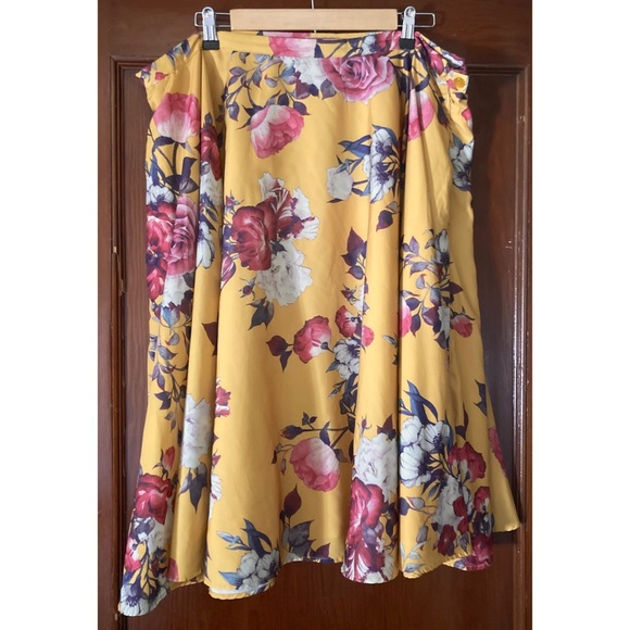 Modcloth 2X Ikebana for All A-Line Yellow Floral Skirt - Picture 2 of 6